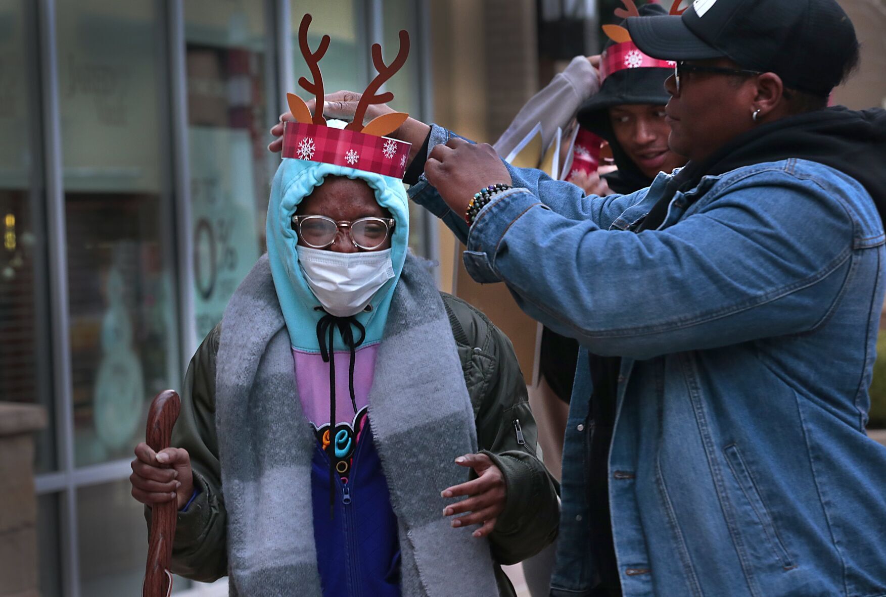 Black Friday shoppers out in St. Louis